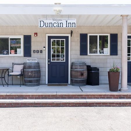 Shorewood Inn Jamesport Exterior photo